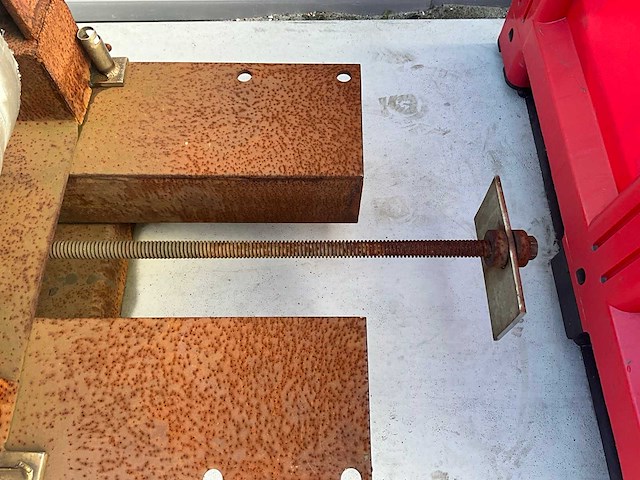 - lasmanipulator - diverse lasmachines - afbeelding 15 van  24