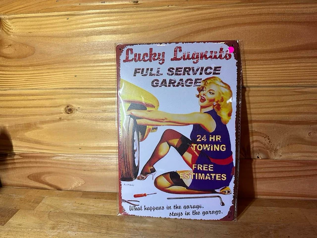 - lucky lugnuts - mancave decoratie - afbeelding 1 van  1