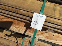 - partij houten planken, balken voor o.a. tuinomheining - afbeelding 5 van  5