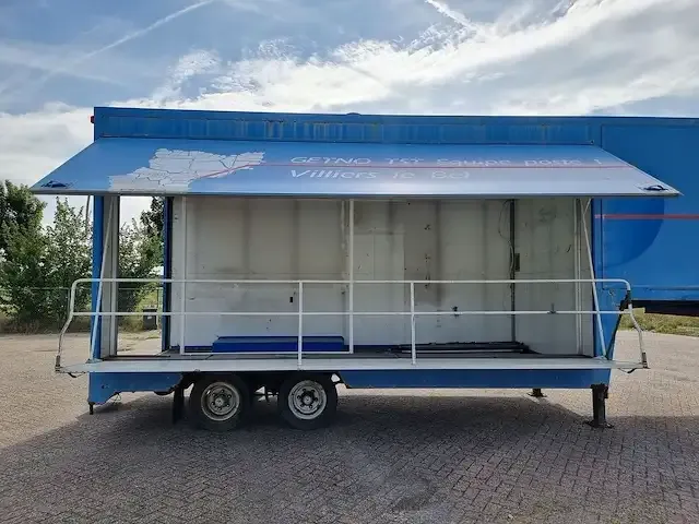 - podium trailer race trailer - afbeelding 3 van  28