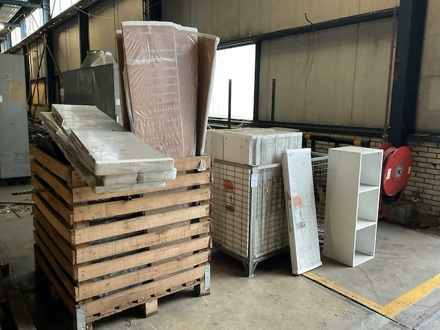 - vakkenkast en nachtkasten (62x) - afbeelding 1 van  12