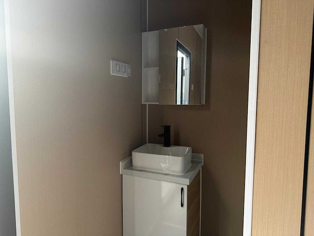 03-2024 - containerwoning met badkamer 40 ft hq / 12 m - afbeelding 7 van  11