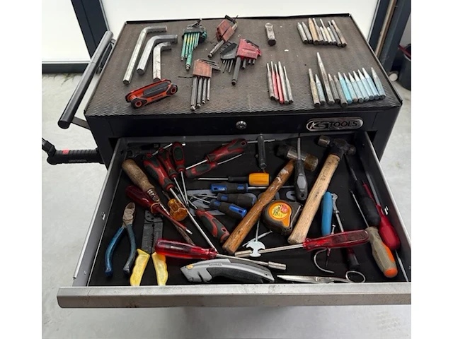 1 gereedschapswagen met inhoud plus schroeven e.d. - afbeelding 9 van  14