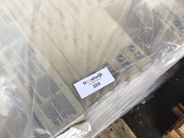 1 pallet met diverse soorten en metrages met tegels. - afbeelding 1 van  2