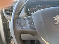 1 personenwagen, peugeot, expert traveller, 2019 - afbeelding 19 van  60