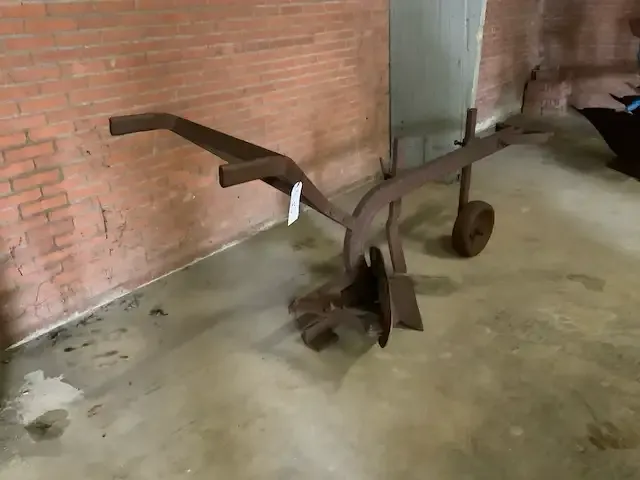 1 schaar paardenploeg - afbeelding 1 van  6