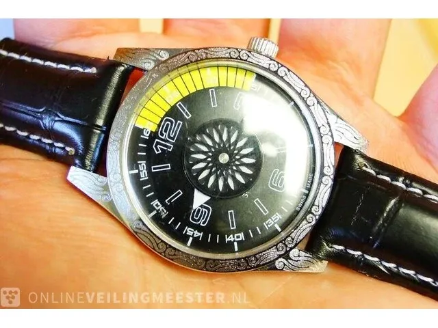 1 zwitsers racing horloge mod, met kaleidoscoop - afbeelding 1 van  7