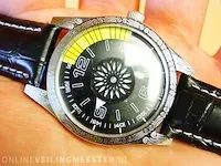 1 zwitsers racing horloge mod, met kaleidoscoop - afbeelding 1 van  7