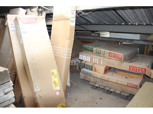 10 dakramen velux in diverse afmetingen. - afbeelding 2 van  3