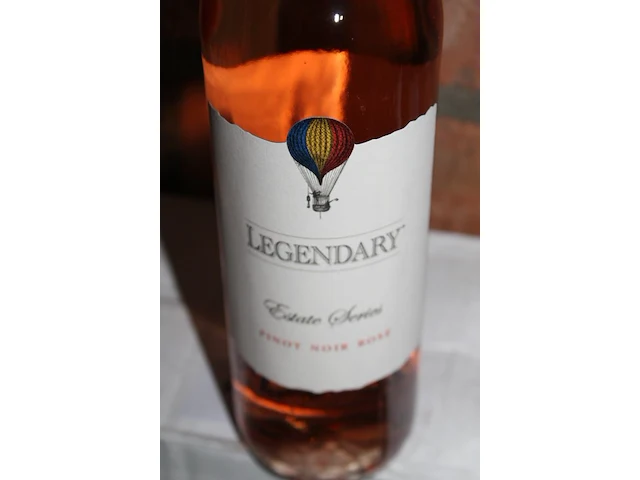 10 flessen rose wijn legendary pinot noir. - afbeelding 3 van  3