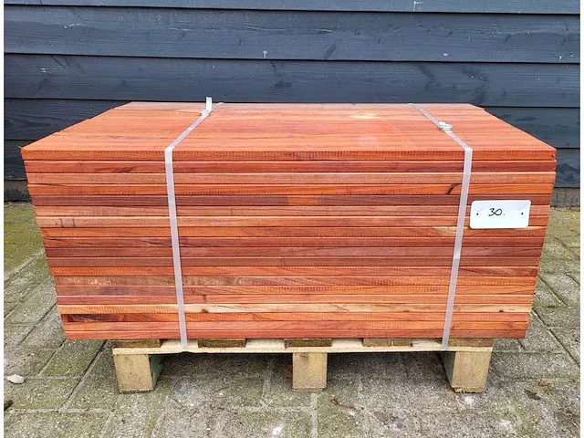 10 m2 padouk planken 21 x 140mm , 76 stuks / 95 cm - afbeelding 4 van  4
