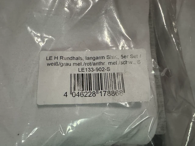 10-pak heren t-shirt maat s, 2x 5-pak heren shirt met lange mouwen maat s lower east - afbeelding 4 van  5