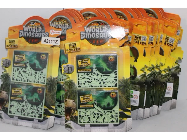 10 stuks dino fglow in the dark set - afbeelding 3 van  5
