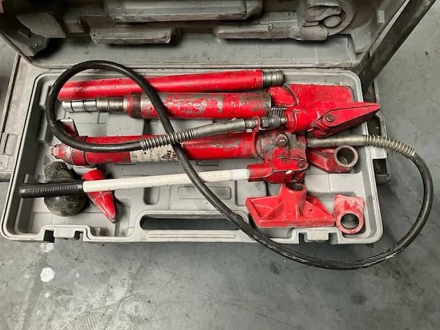 10 ton hydraulische uitdeukset (2x) - afbeelding 2 van  5