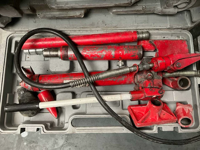 10 ton hydraulische uitdeukset (2x) - afbeelding 3 van  5