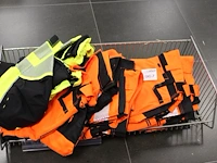 10 werkbroeken portwest in diverse maten met reflecterende banden. - afbeelding 1 van  2