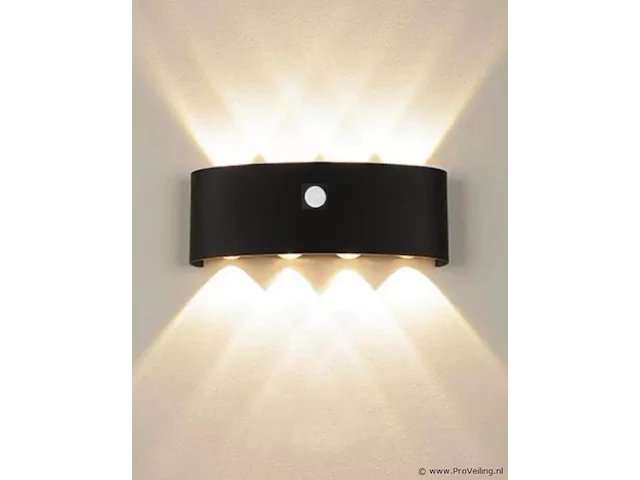 10 x led wandlamp met sensor – sw-2310-4 – 8w – 3500k warm wit – zwart – ip54 – aluminium - afbeelding 1 van  3
