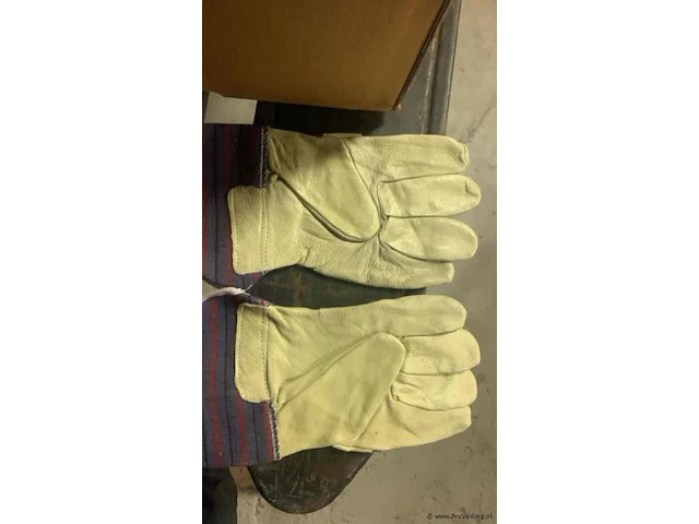 100 paar lederen werk handschoenen - afbeelding 1 van  2