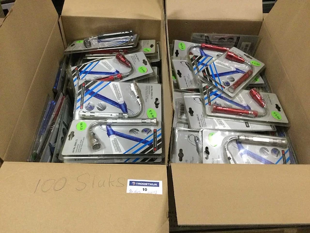 100 zaklantaarns met magneet. - afbeelding 3 van  3
