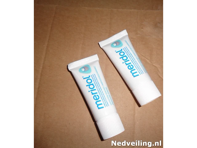 100x meridol tandpasta voor tandvleesbescherming 20ml - afbeelding 3 van  5