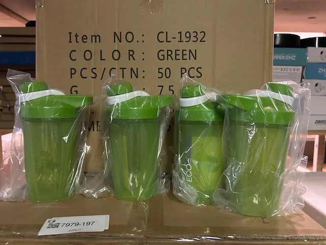 100x shakebeker groen - afbeelding 1 van  4