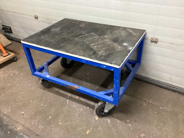100x70x66cm - plateauwagen - afbeelding 1 van  3
