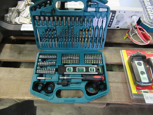101 delig accessoires koffer makita, p 67832 - afbeelding 2 van  3