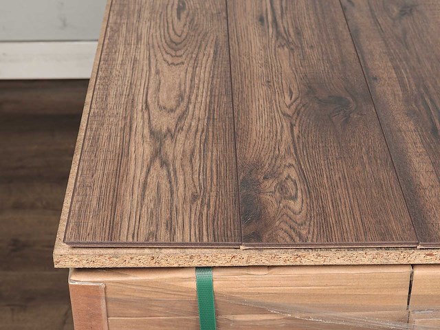 101 m2 laminaat plank - 1383 x 159 x 8 mm - afbeelding 2 van  4