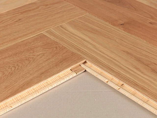 102 m2 parket eiken visgraat mutliplank - 750 x 130 x 14 mm - afbeelding 2 van  4