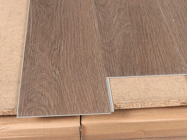 102 m2 pvc spc click plank - 750 x 150 x 4 mm - afbeelding 2 van  4