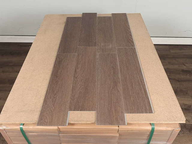 102 m2 pvc spc click plank - 750 x 150 x 4 mm - afbeelding 3 van  4
