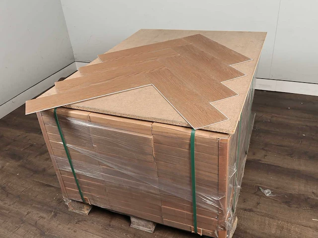 102 m2 pvc spc click visgraat - 610 x 150 x 5 mm - afbeelding 4 van  4