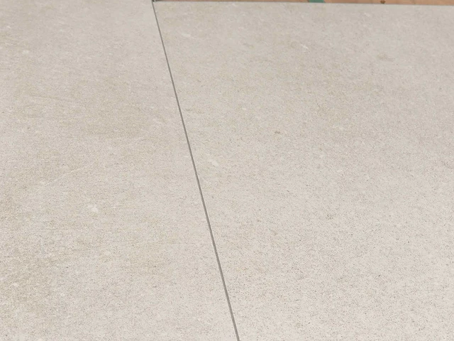 104 m2 pvc-click tegel - 638 x 310 x 4,5 mm - afbeelding 1 van  4