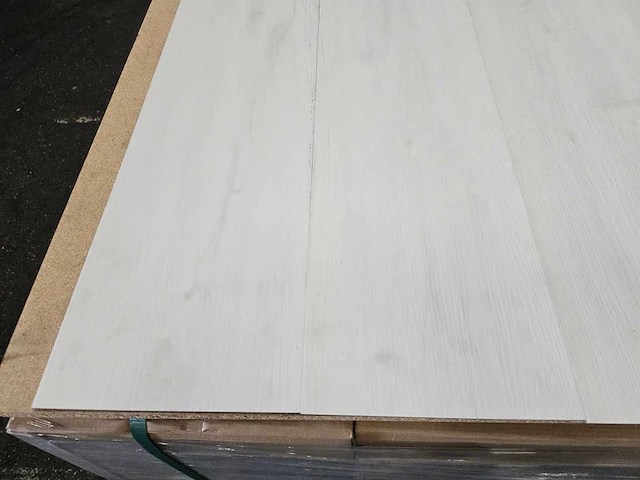 105 m2 pvc dryback plank - 1220 x 128 x 2,5 mm - afbeelding 2 van  2
