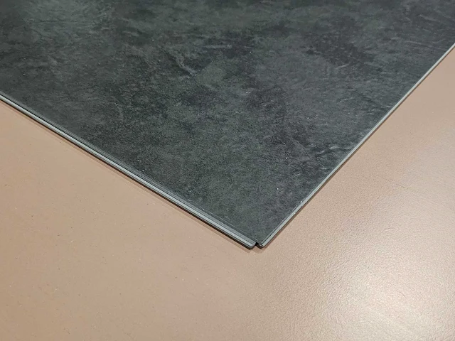 106 m2 pvc spc click xl tegel - 940 x 470 x 6 mm - afbeelding 2 van  3