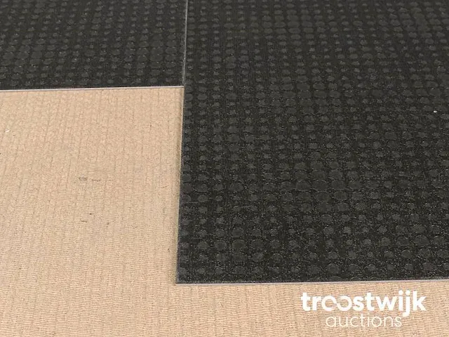 107 m2 pvc-dryback tegel - 659 x 329 x 2,5 mm - afbeelding 2 van  4