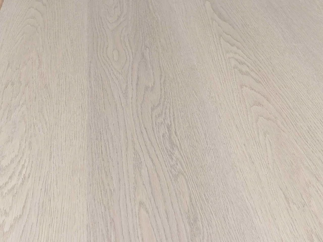 107 m2 pvc spc click plank met xps onderlaag - 1220 x 228 x 5 mm - afbeelding 1 van  4