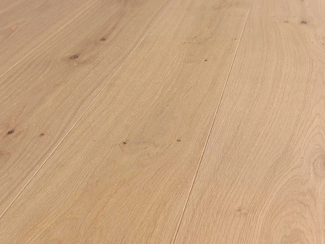 108 m2 parket eiken xl mutliplank - 2200 x 180 x 14 mm - afbeelding 1 van  4