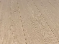109 m2 alba laminaat - 1290 x 190 x 8 mm - afbeelding 1 van  4