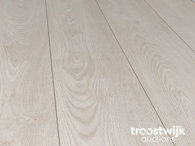 109 m2 alba laminaat - 1290 x 190 x 8 mm - afbeelding 1 van  4