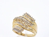 10k gouden ring met diamanten - afbeelding 4 van  10