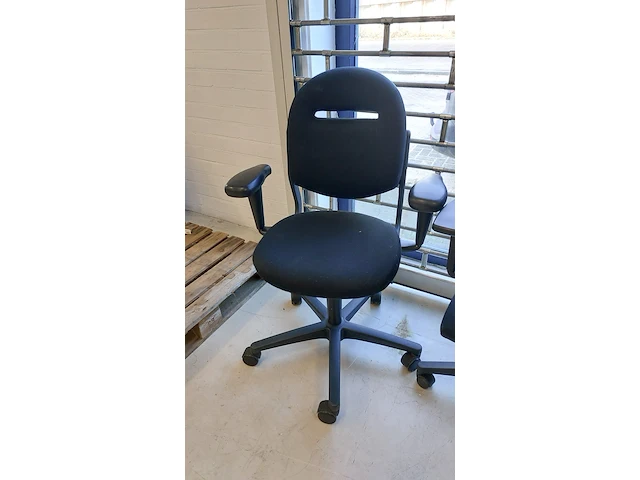 10x bureaustoelen arabert en bnz, ergonomisch, zwart - afbeelding 3 van  10