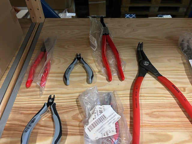 10x divers handgereedschap wiha, knipex - afbeelding 2 van  6