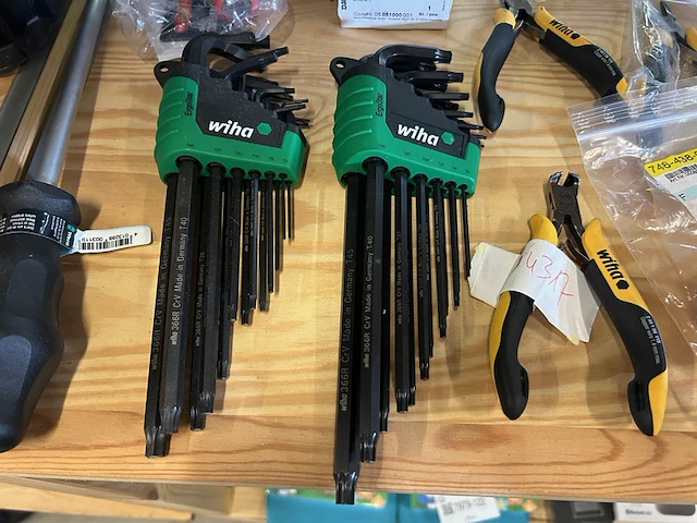 10x gereedschap w.o. stiftsleutelset, kniptang wiha - afbeelding 2 van  5