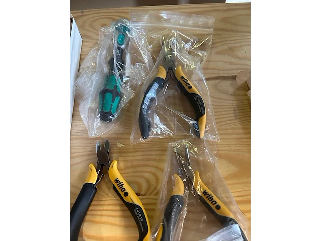10x gereedschap w.o. stiftsleutelset, kniptang wiha - afbeelding 3 van  5