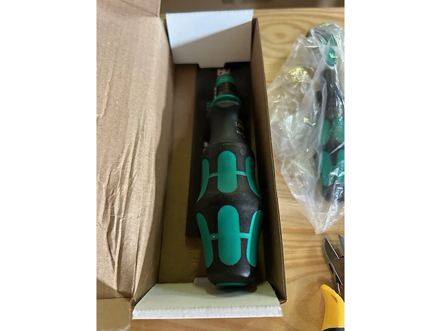 10x gereedschap w.o. stiftsleutelset, kniptang wiha - afbeelding 4 van  5