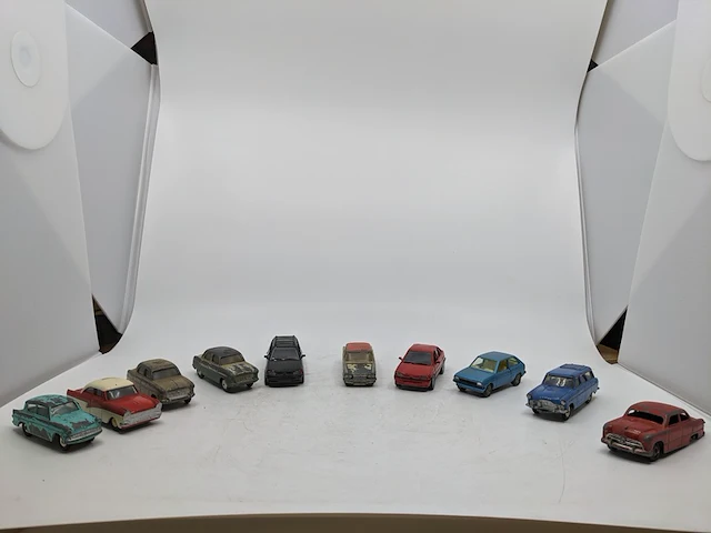 10x miniatuur o.a. corgi toys, dinky toys - afbeelding 1 van  12