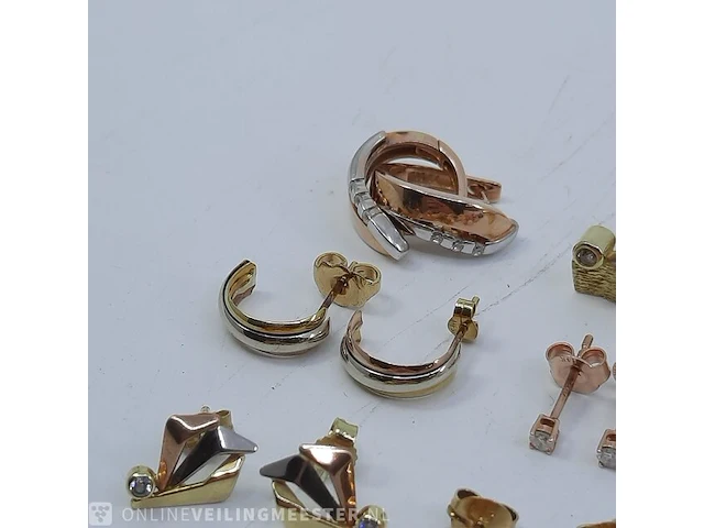 10x paar gouden oorstekers en oorbellen, 14 karaats - afbeelding 9 van  11