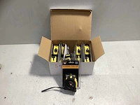 (10x) rolmaat - 5m - rubberen grip - afbeelding 1 van  3