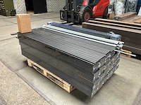 10x triple rhombus zwart composiet schutting inclusief tuinpalen (18,7 mtr) - afbeelding 7 van  11
